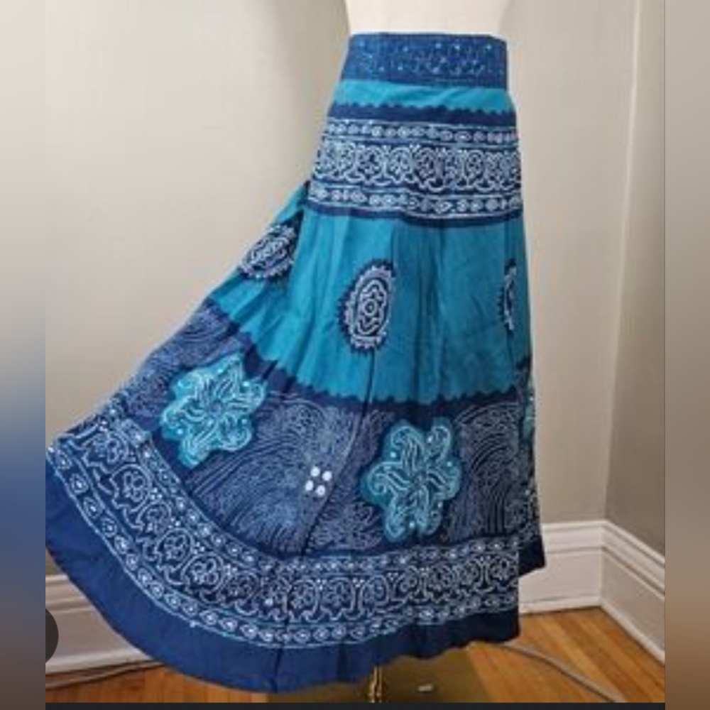 Iz Byer Blue Teal Boho Patterned Maxi Skirt NWOT Size 13